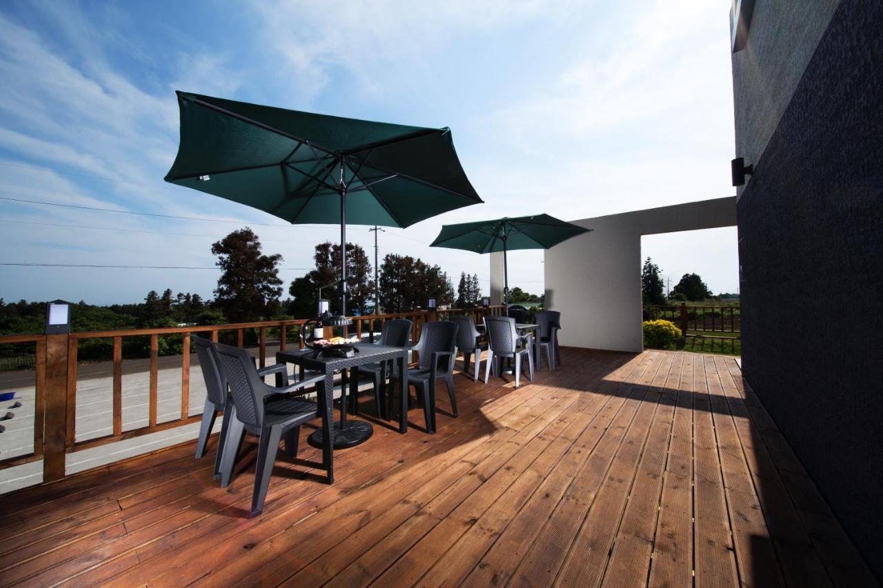 Poeta Pension Seogwipo Exterior foto